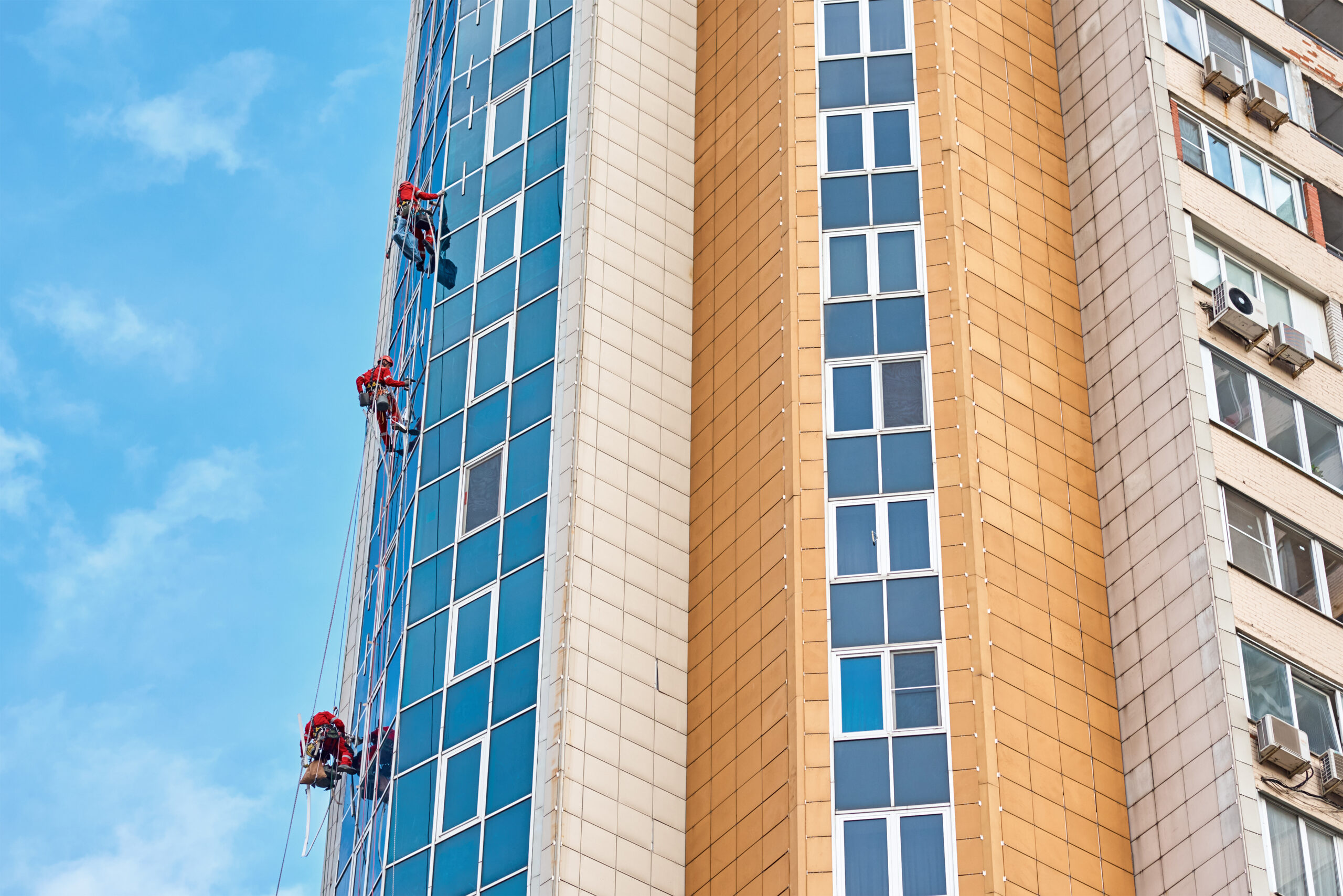 Rope access team support by Asset Access Solutions